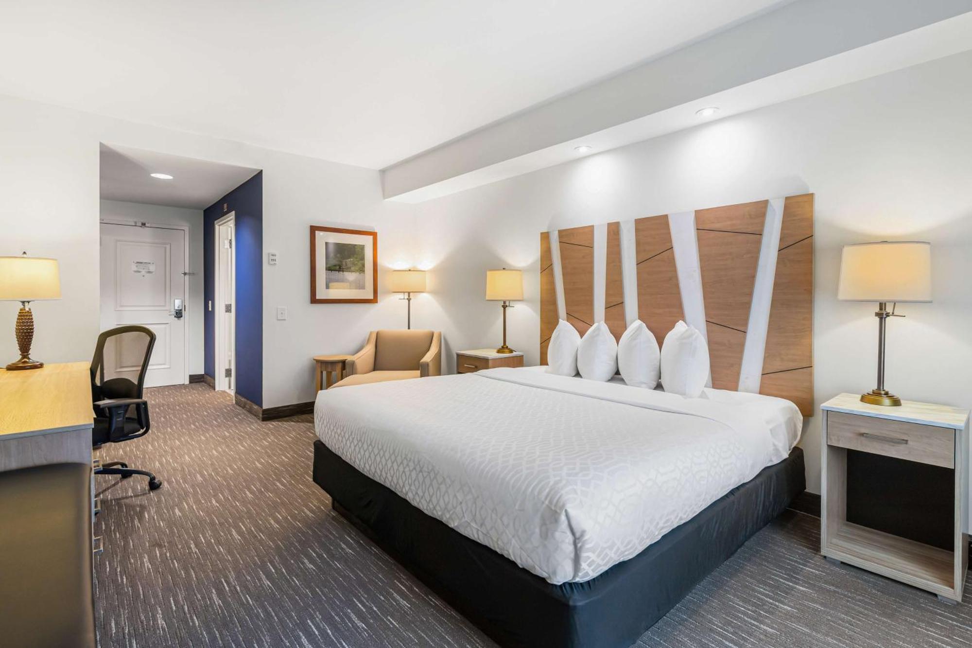 Best Western Plus Westgate Inn And Suites Leland Zewnętrze zdjęcie